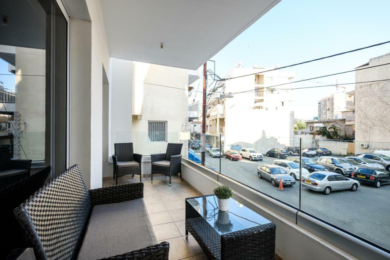 Book Me Now Central Flat Larnaca Exterior photo
